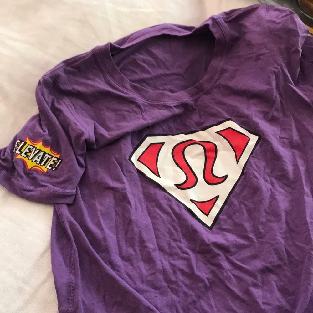 RARE lululemon employee Christmas t-shirt